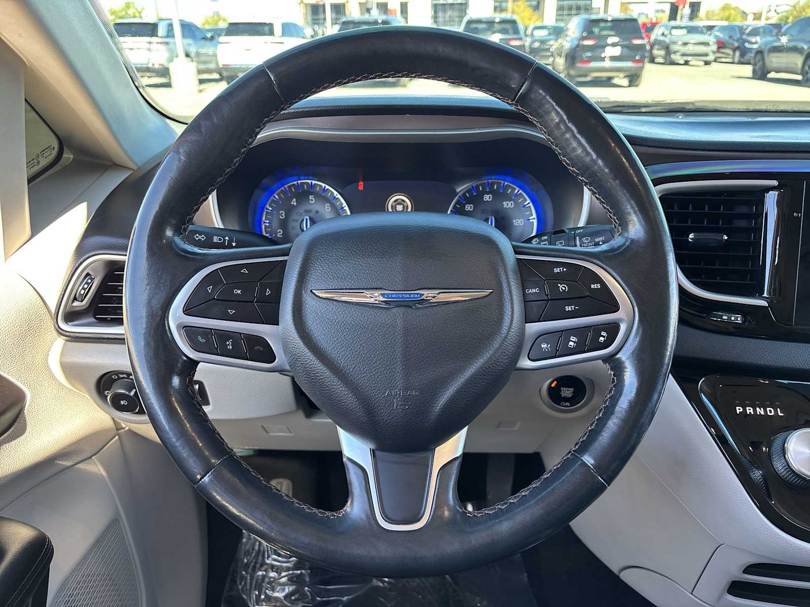 Thumbnail: 2019 Chrysler Pacifica - 19