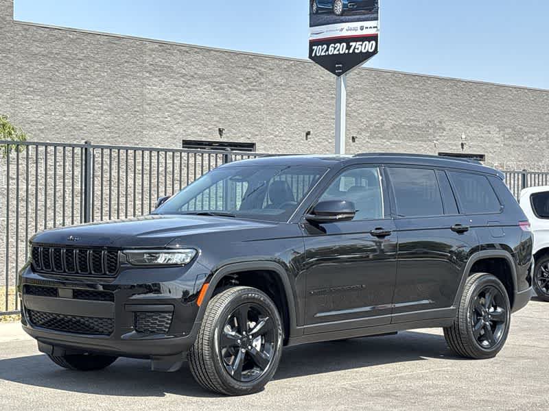 Thumbnail: 2025 Jeep Grand Cherokee L - 4