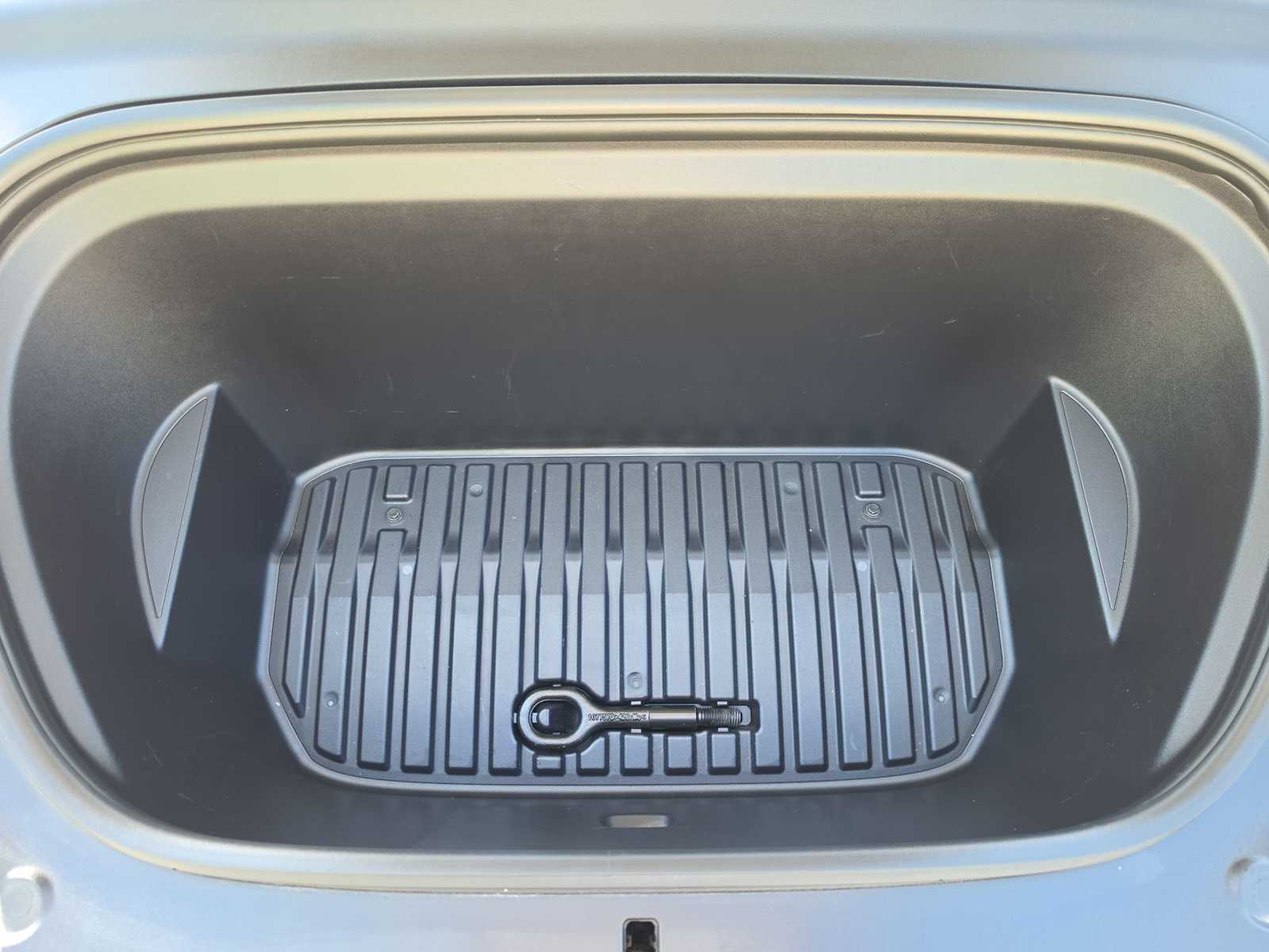 Thumbnail: 2020 Tesla Model Y - 13