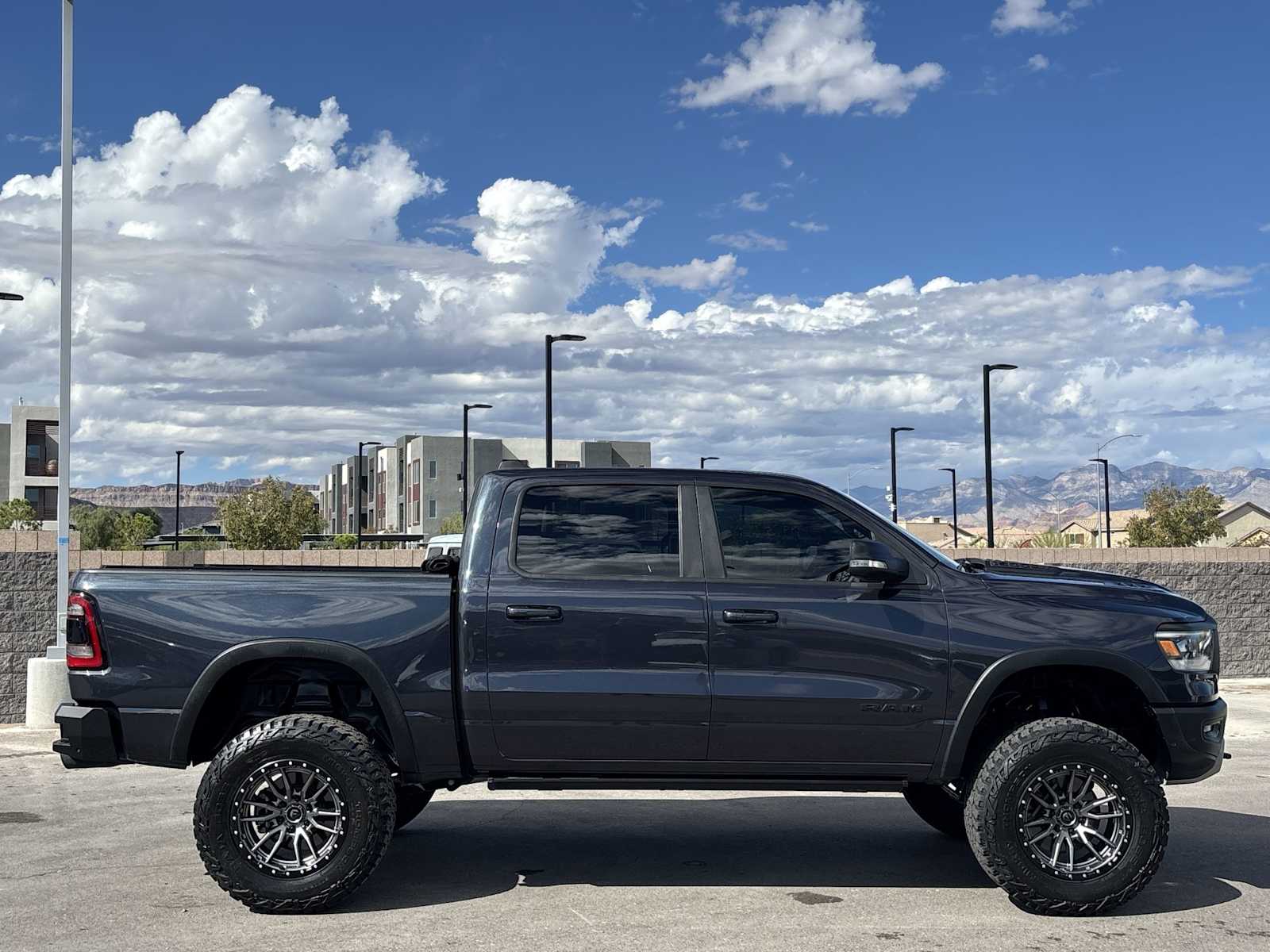 Thumbnail: 2019 RAM 1500 - 10
