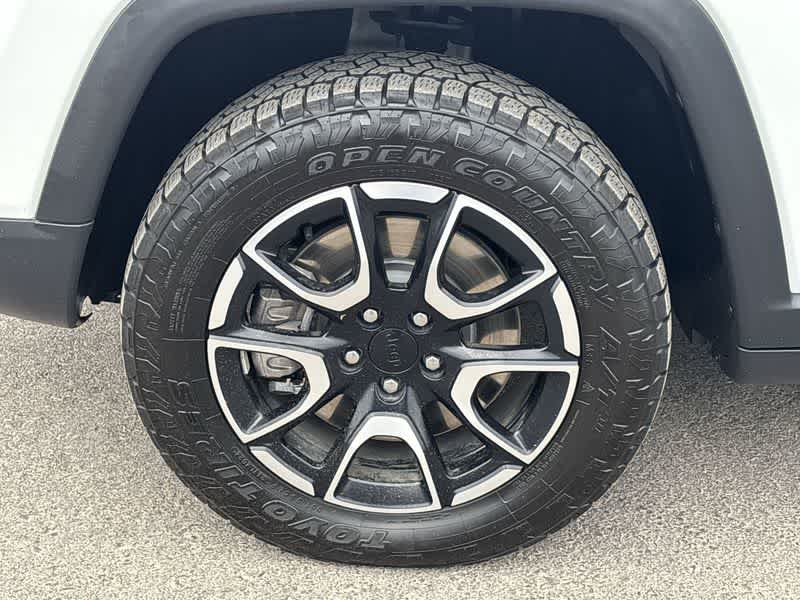 Thumbnail: 2024 Jeep Compass - 12