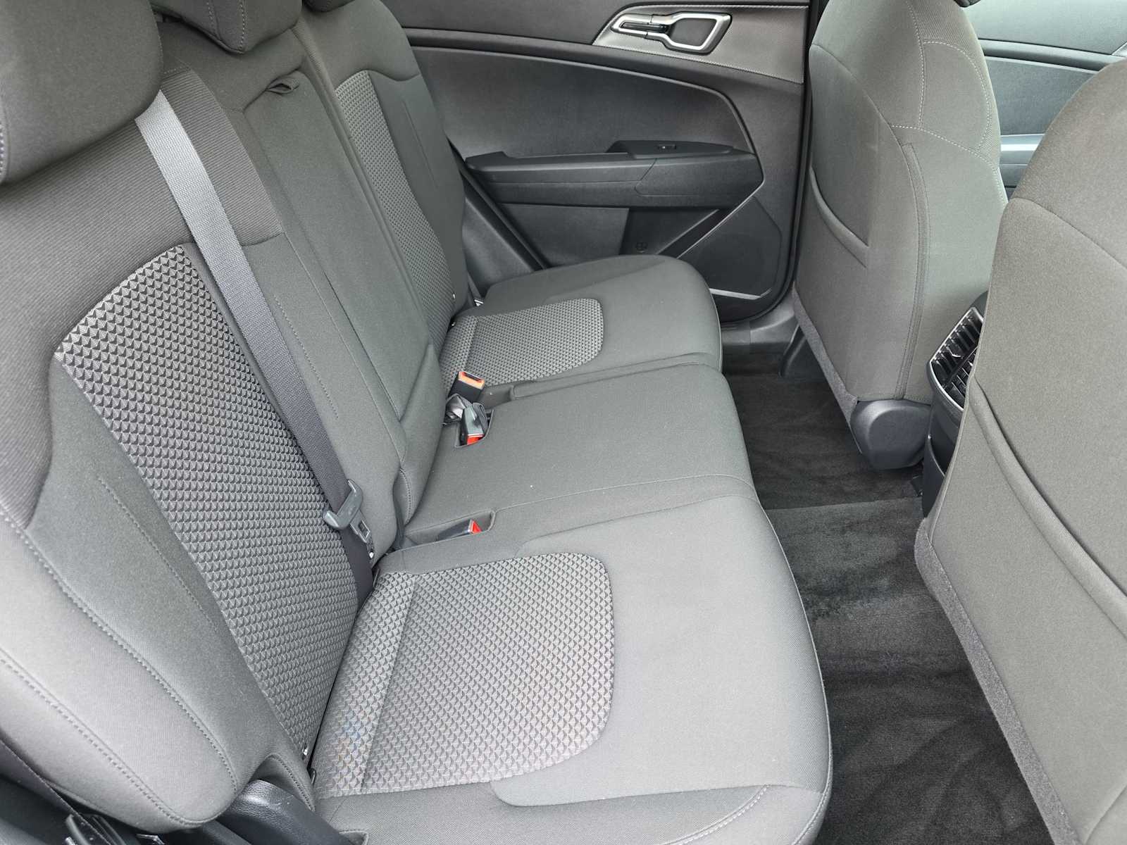 Thumbnail: 2024 Kia Sportage - 17