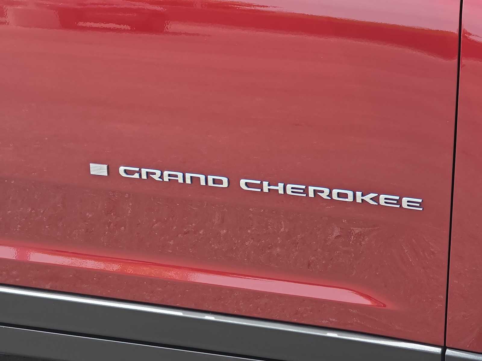 Thumbnail: 2023 Jeep Grand Cherokee - 11