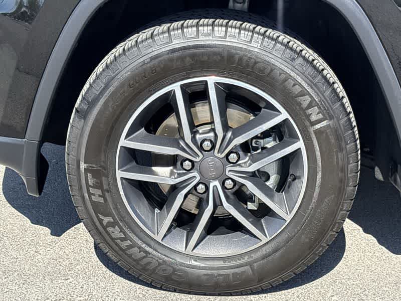 2019 Jeep Grand Cherokee Limited Edition 12