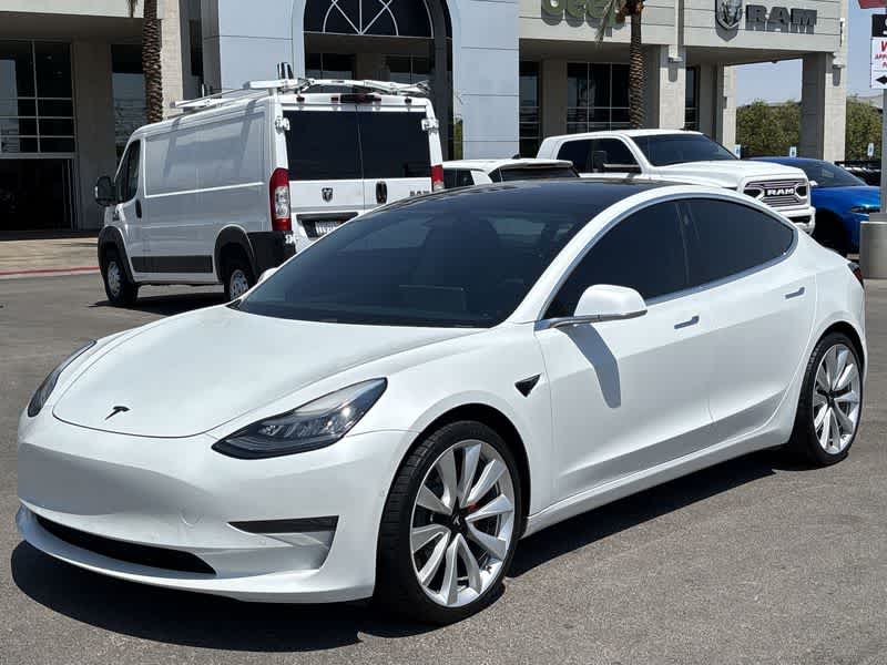 Thumbnail: 2019 Tesla Model 3 - 4