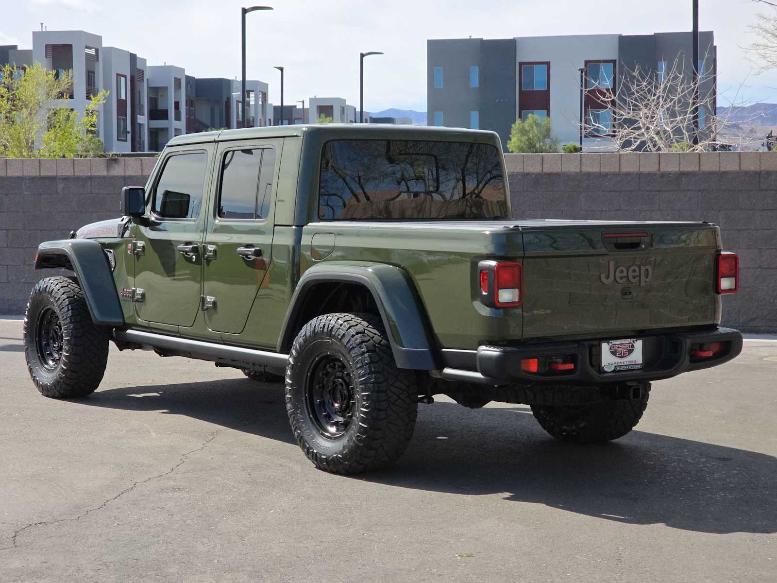 Thumbnail: 2023 Jeep Gladiator - 5