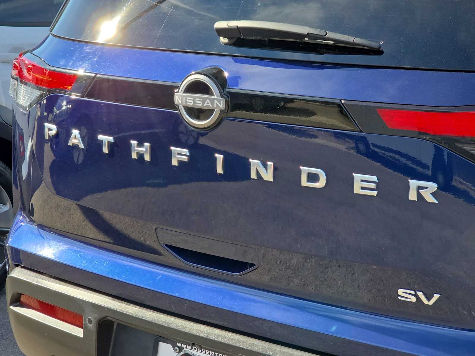 Thumbnail: 2023 Nissan Pathfinder - 11