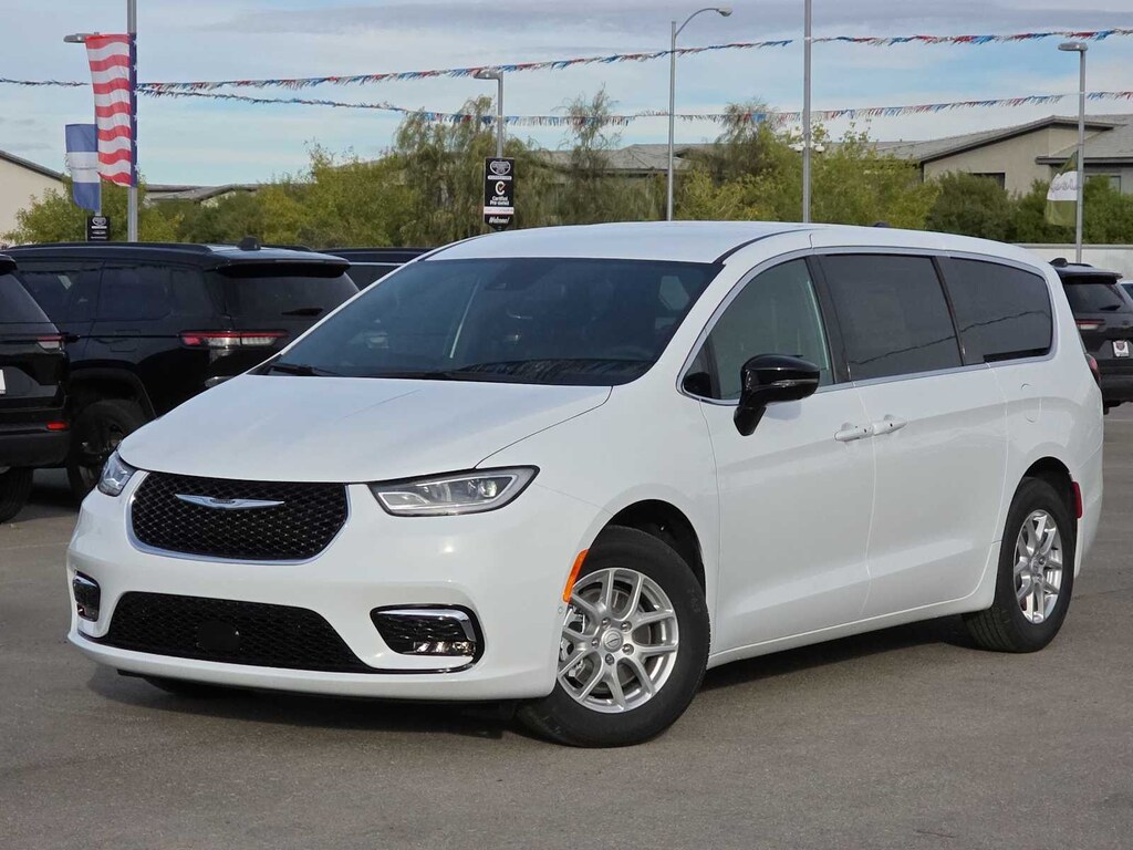 New 2026 Chrysler Pacifica Select Van