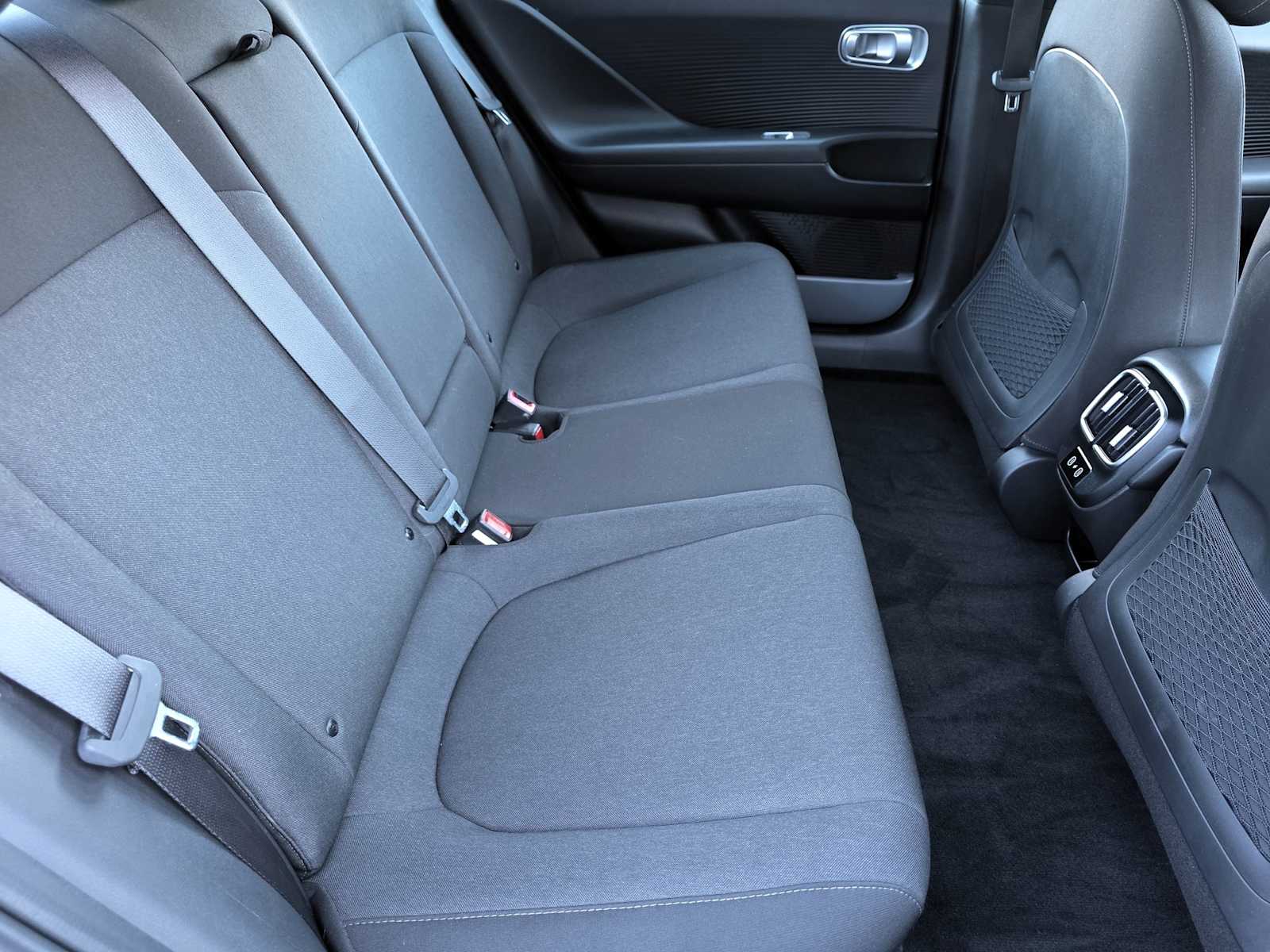 Thumbnail: 2024 Hyundai Ioniq 6 - 17