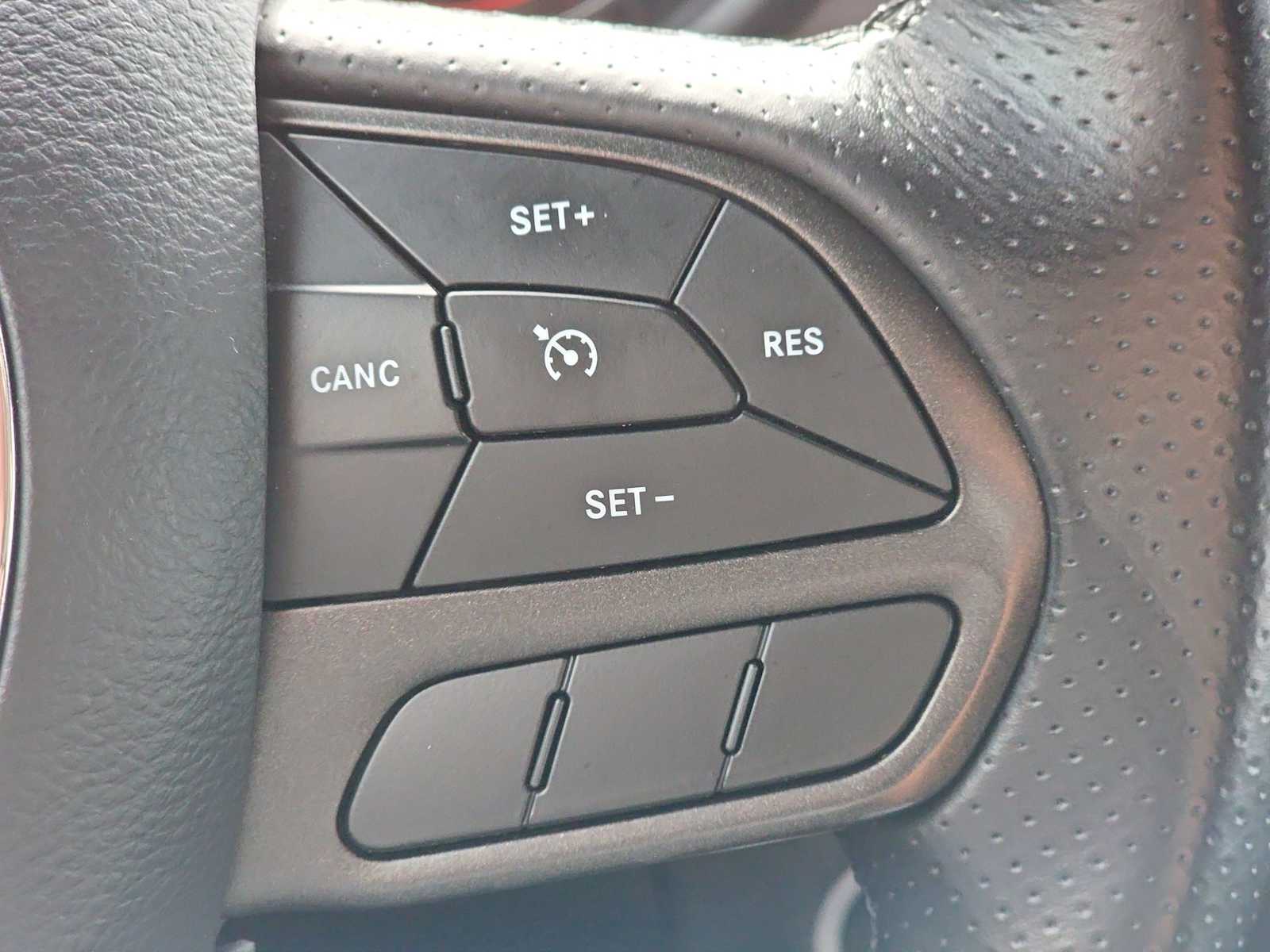 Thumbnail: 2022 Dodge Challenger - 28