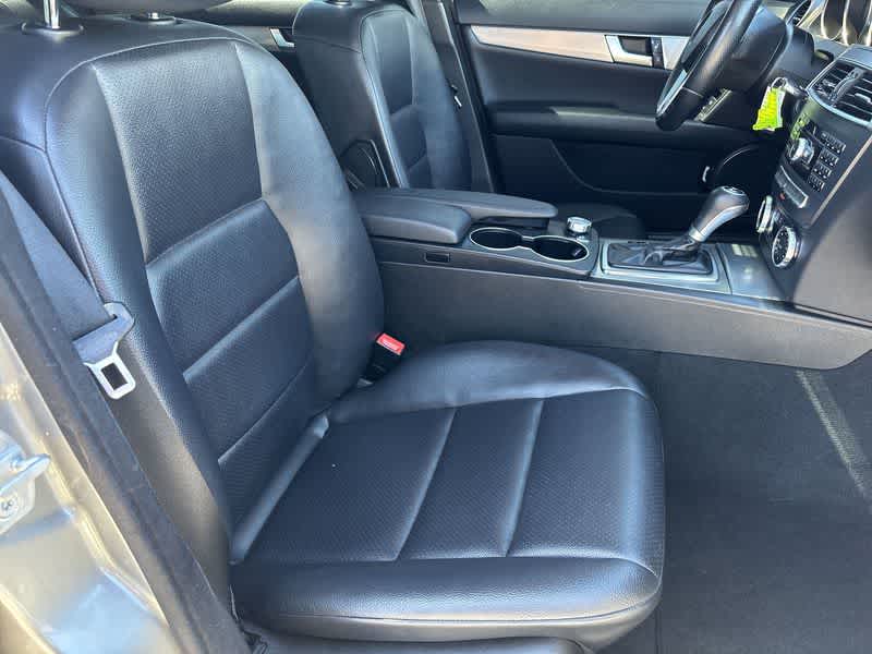 Thumbnail: 2012 Mercedes-Benz C-Class - 18