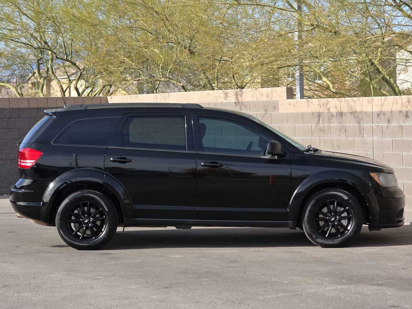 Thumbnail: 2020 Dodge Journey - 10