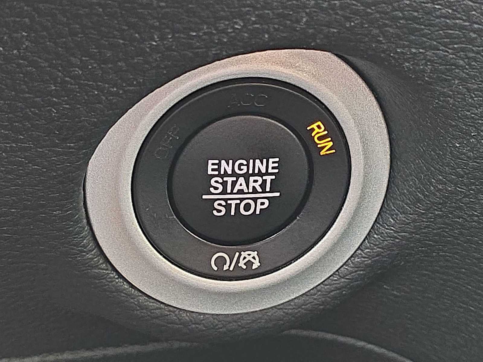 Thumbnail: 2024 Chrysler Pacifica - 24