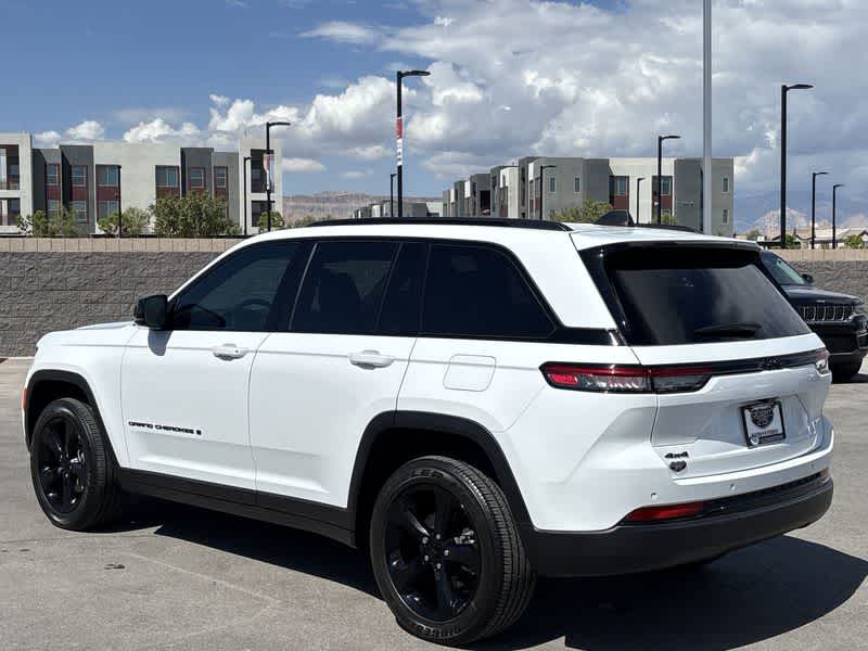 Thumbnail: 2023 Jeep Grand Cherokee - 6