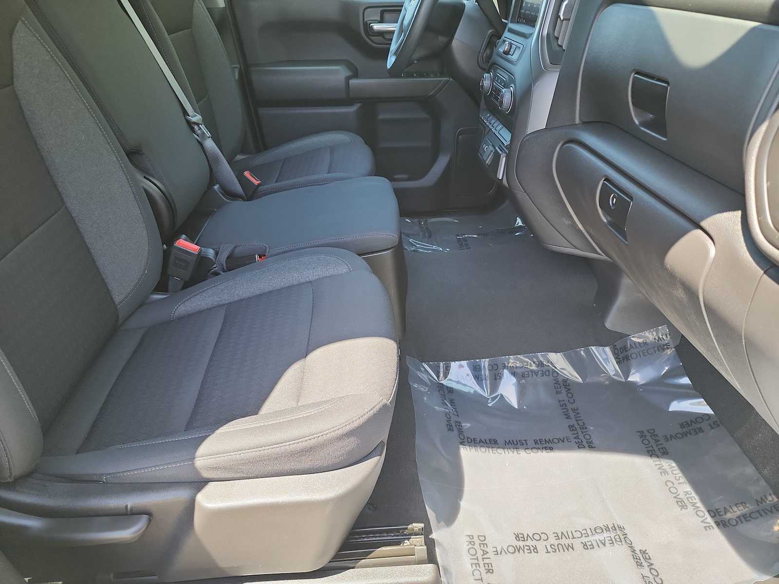 Thumbnail: 2024 Chevrolet Silverado 1500 - 18