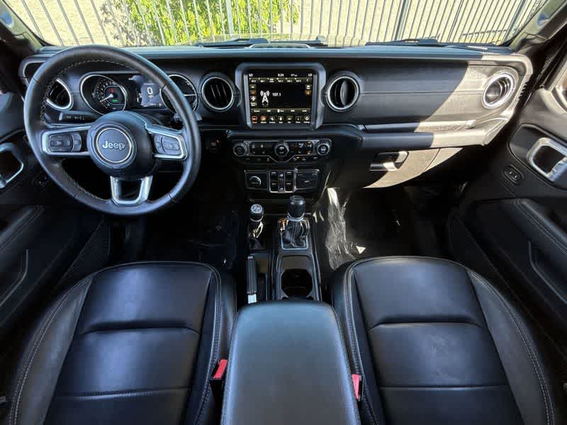 2021 Jeep Wrangler Unlimited Sahara 14