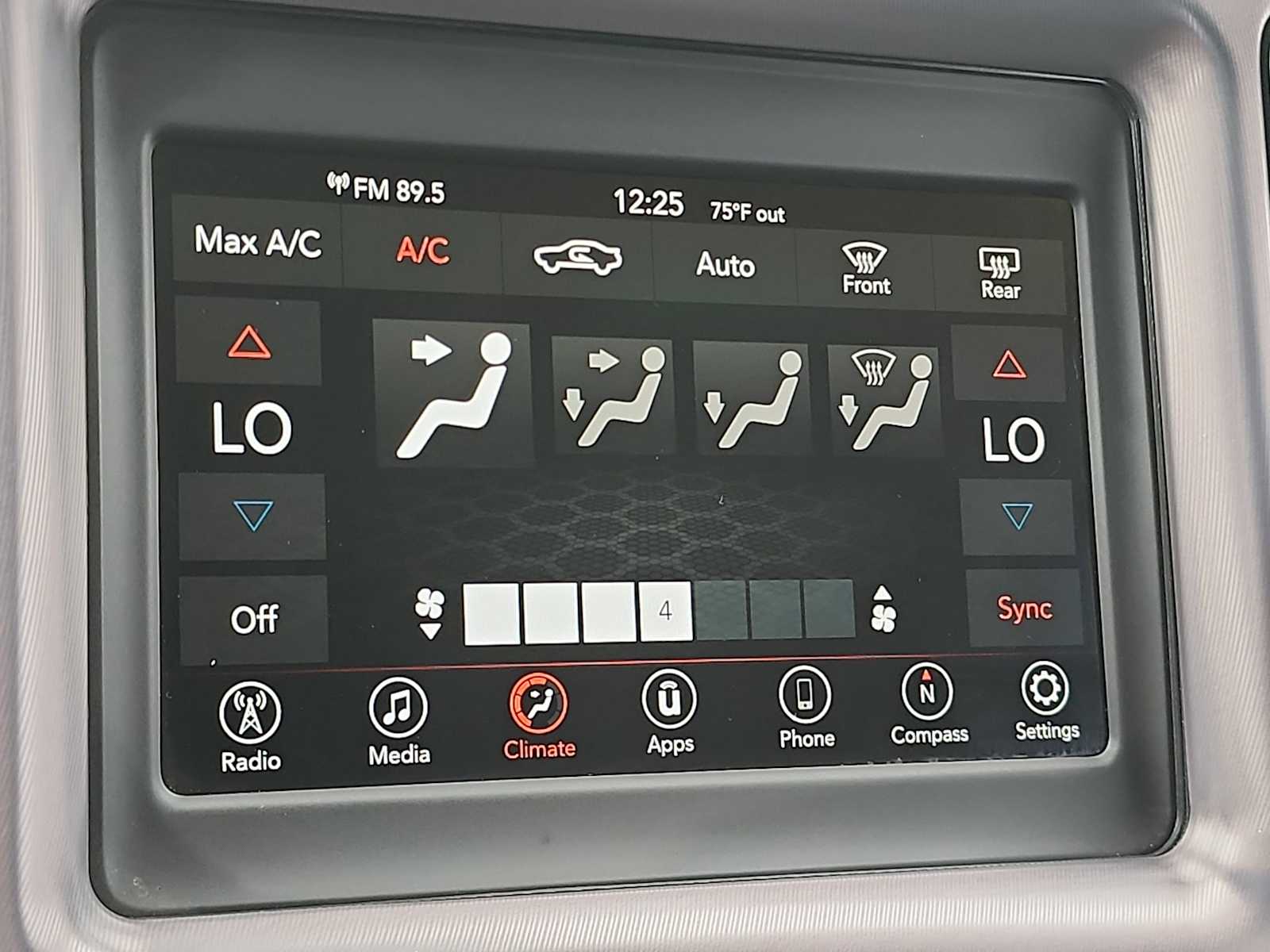 Thumbnail: 2019 Dodge Challenger - 28