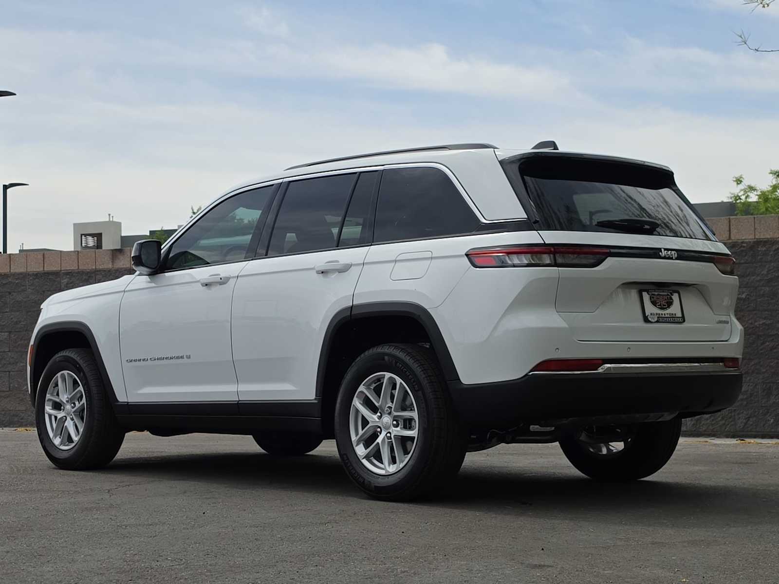 Thumbnail: 2026 Jeep Grand Cherokee - 6