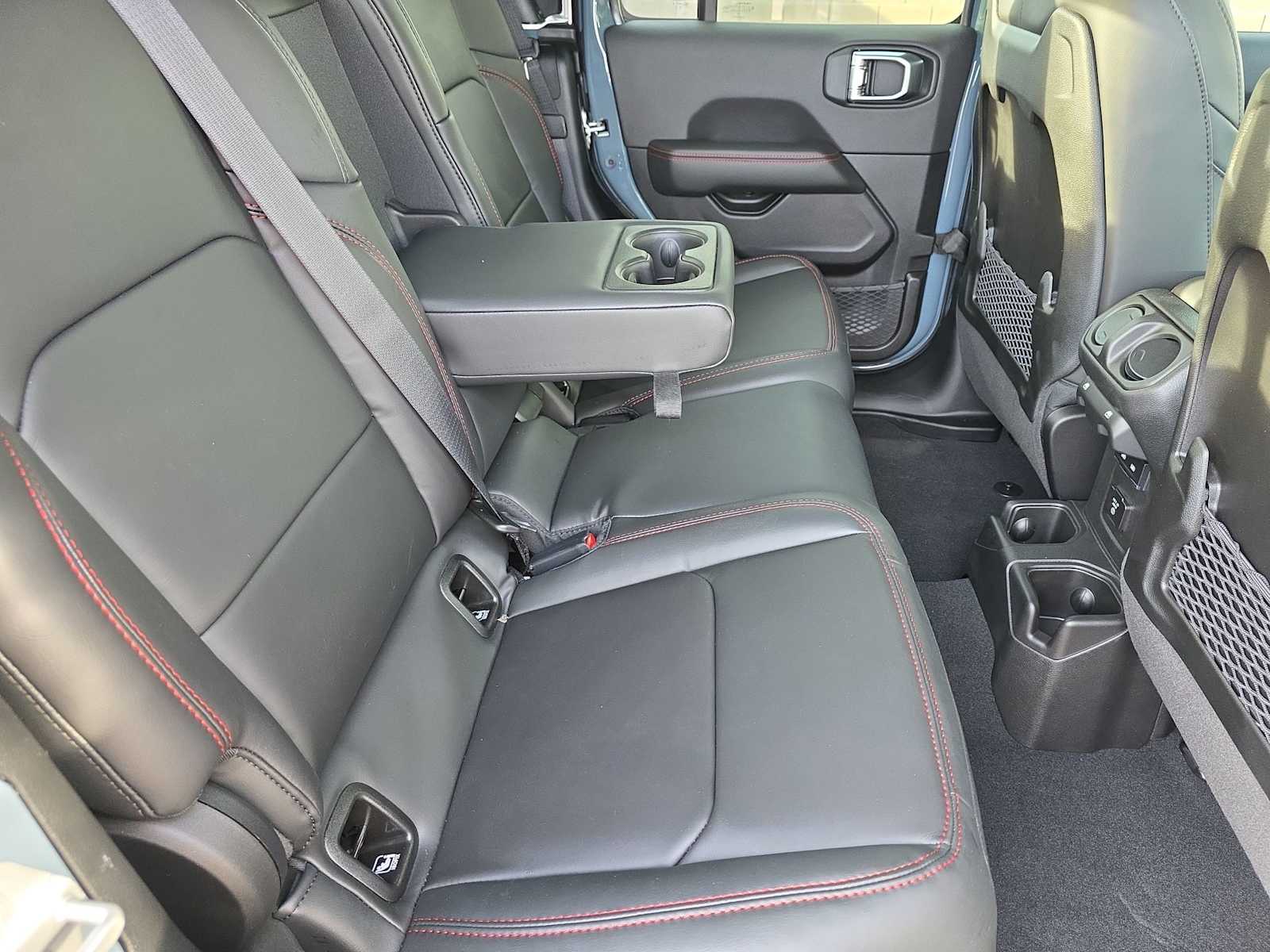 Thumbnail: 2026 Jeep Gladiator - 16