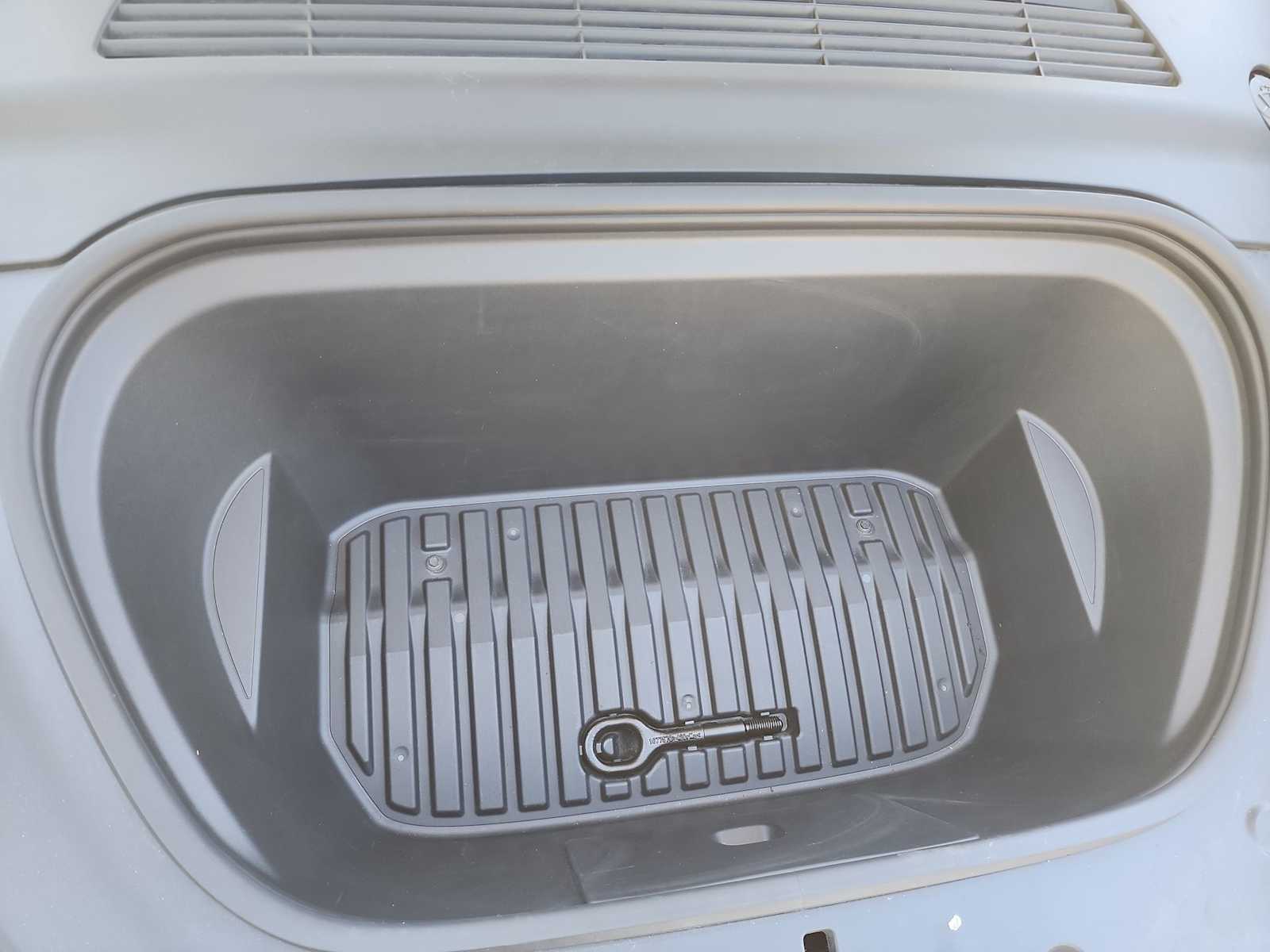 Thumbnail: 2021 Tesla Model Y - 13