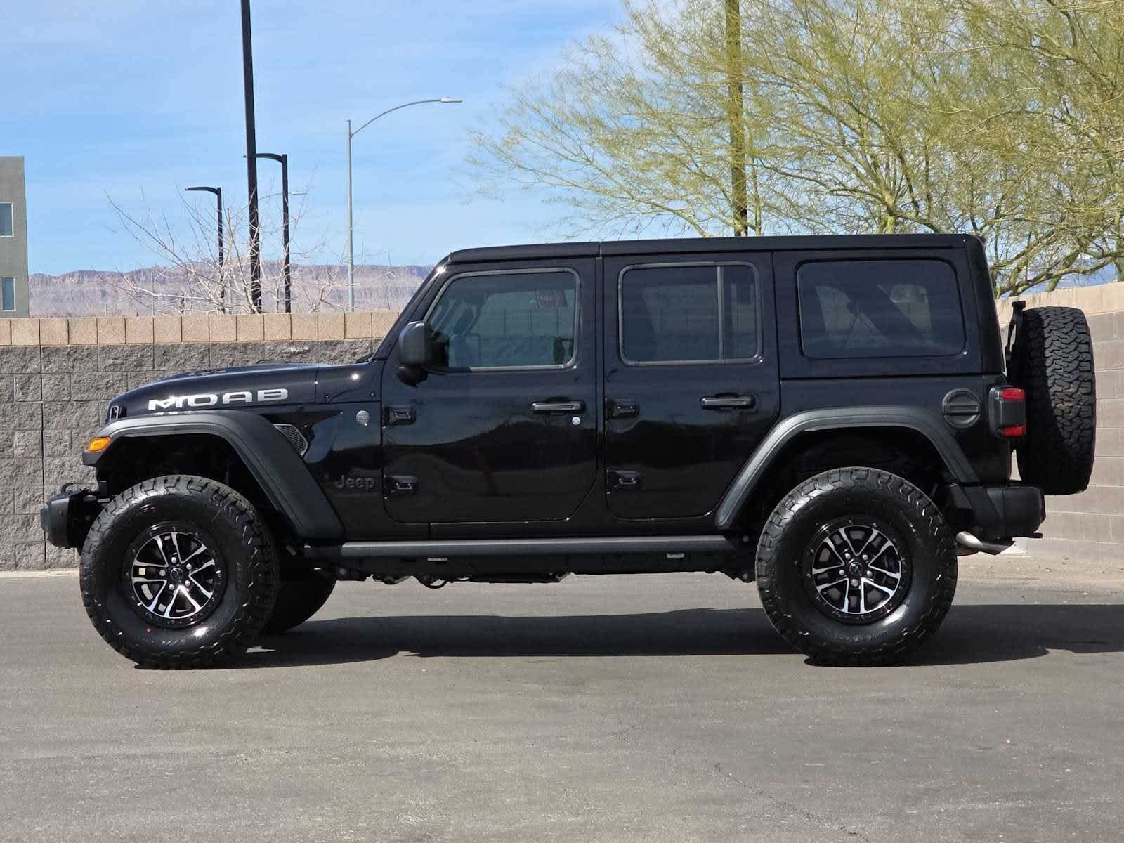 Thumbnail: 2026 Jeep Wrangler - 6