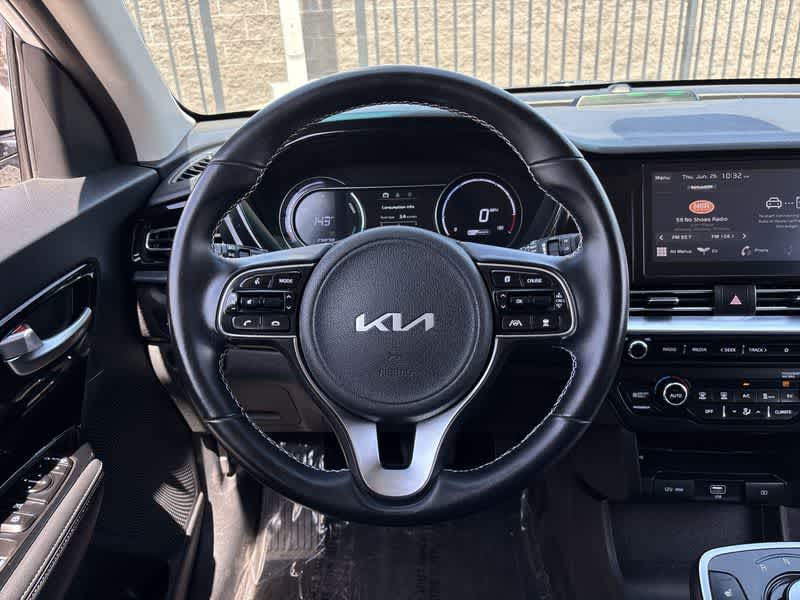 Thumbnail: 2022 Kia Niro - 19