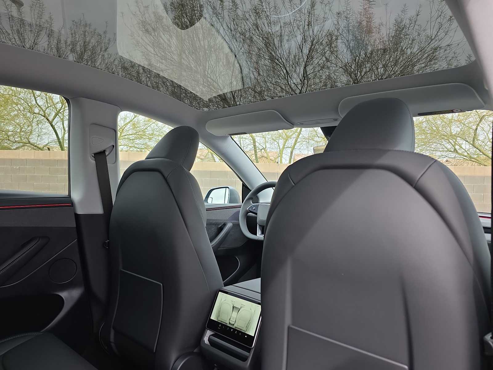 Thumbnail: 2026 Tesla Model Y - 15