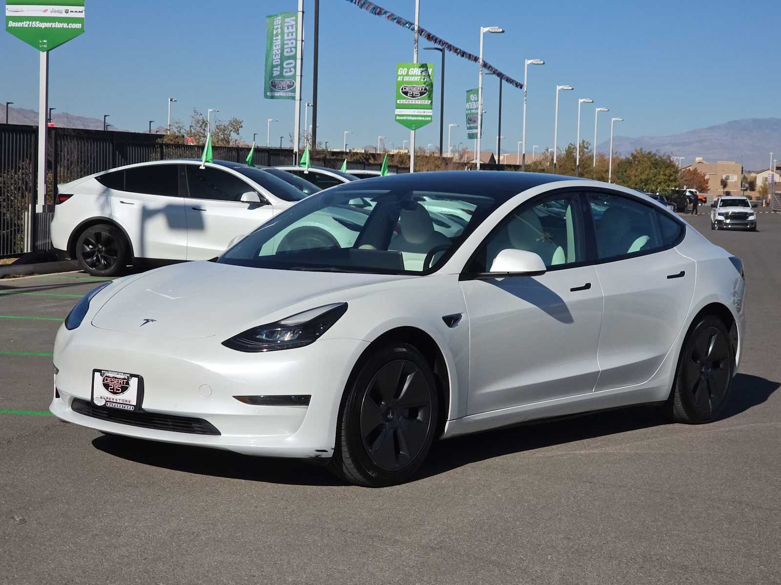 Thumbnail: 2022 Tesla Model 3 - 5