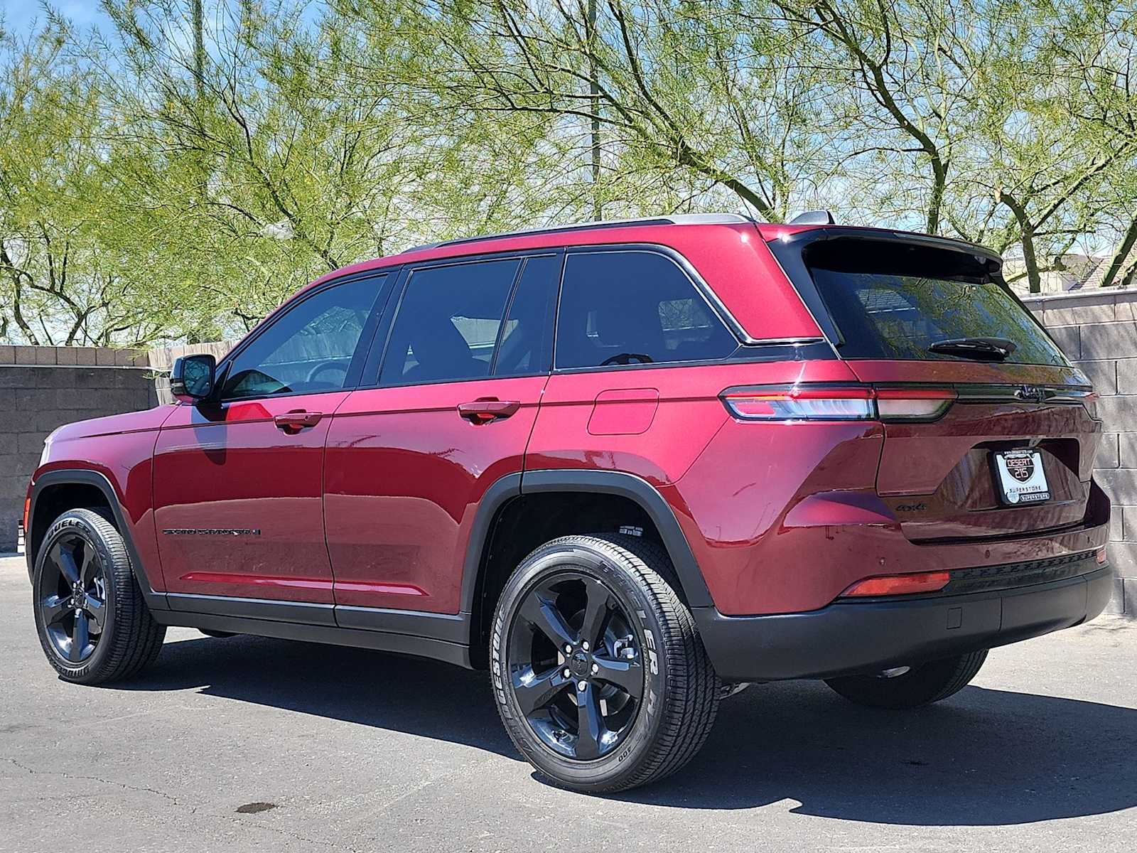 Thumbnail: 2025 Jeep Grand Cherokee - 7