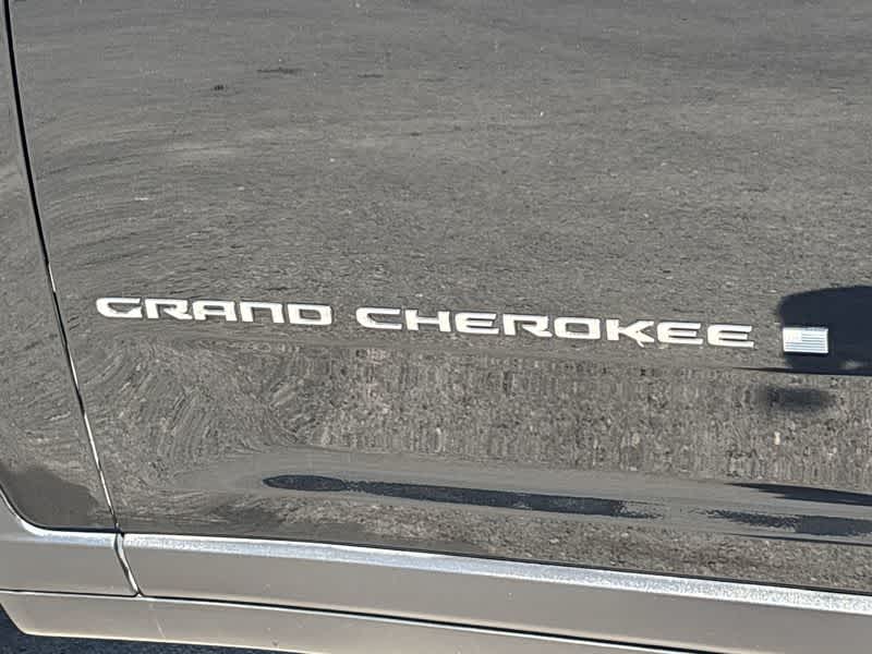 Thumbnail: 2023 Jeep Grand Cherokee L - 11