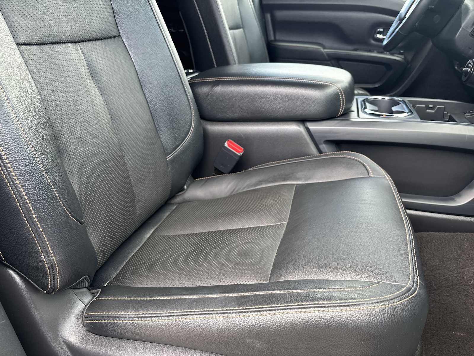 Thumbnail: 2019 Nissan Titan - 17