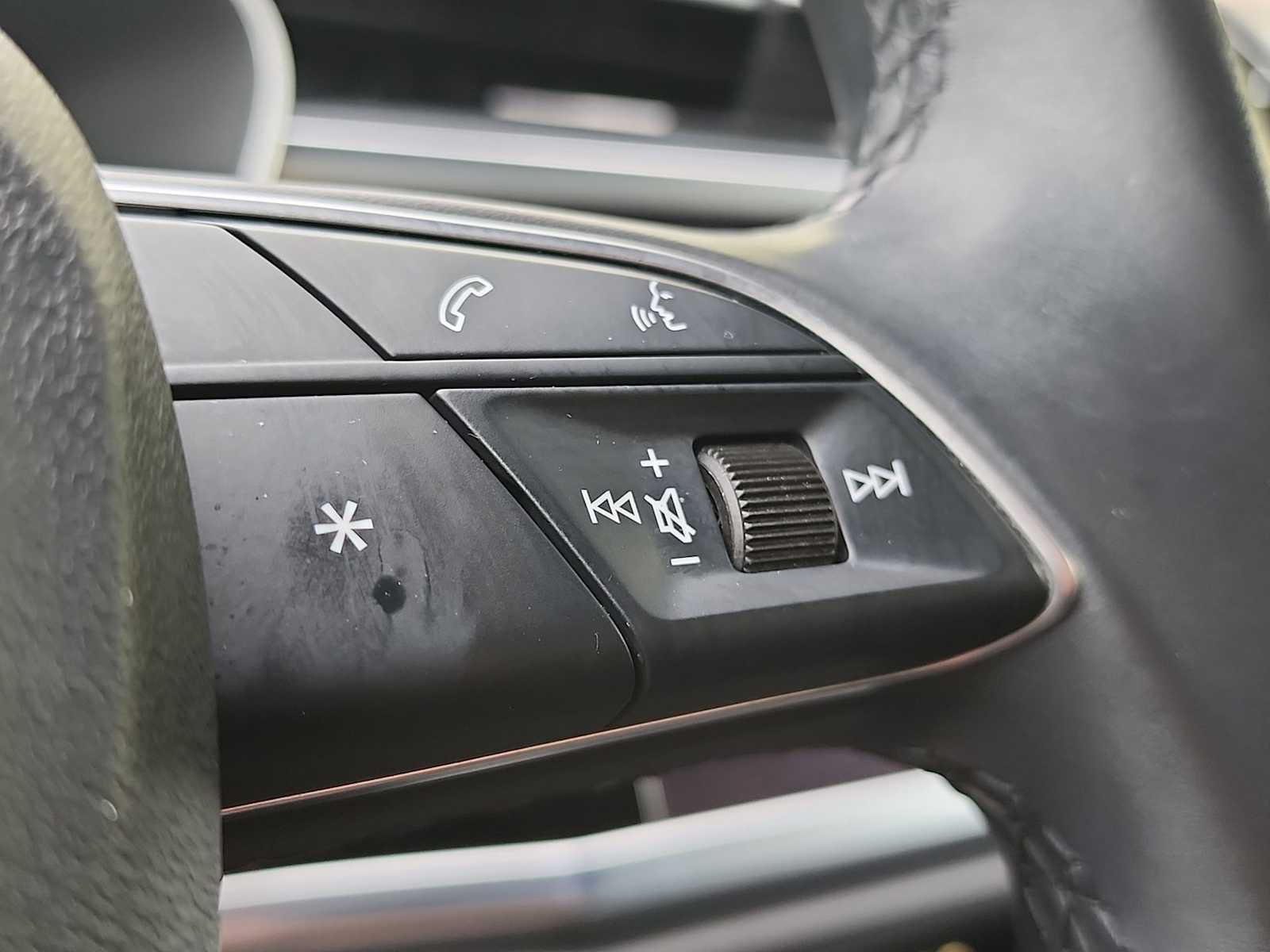 Thumbnail: 2022 Audi Q3 - 29