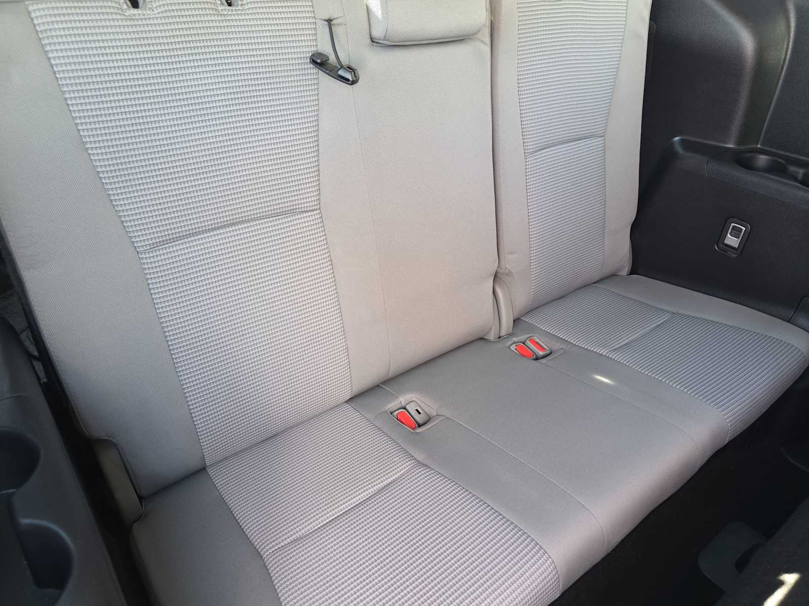 Thumbnail: 2022 Toyota Highlander - 28