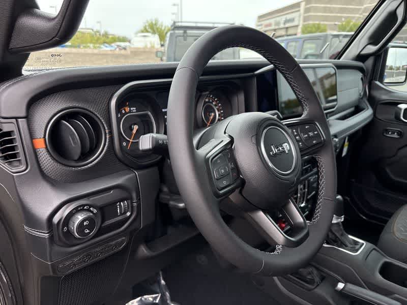 Thumbnail: 2025 Jeep Gladiator - 10