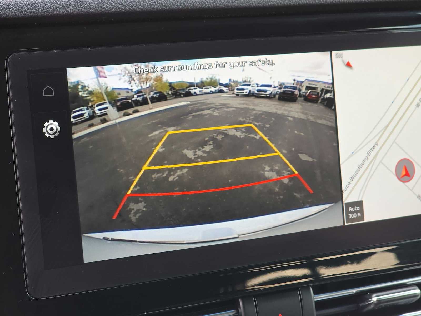 Thumbnail: 2022 Kia Niro - 26