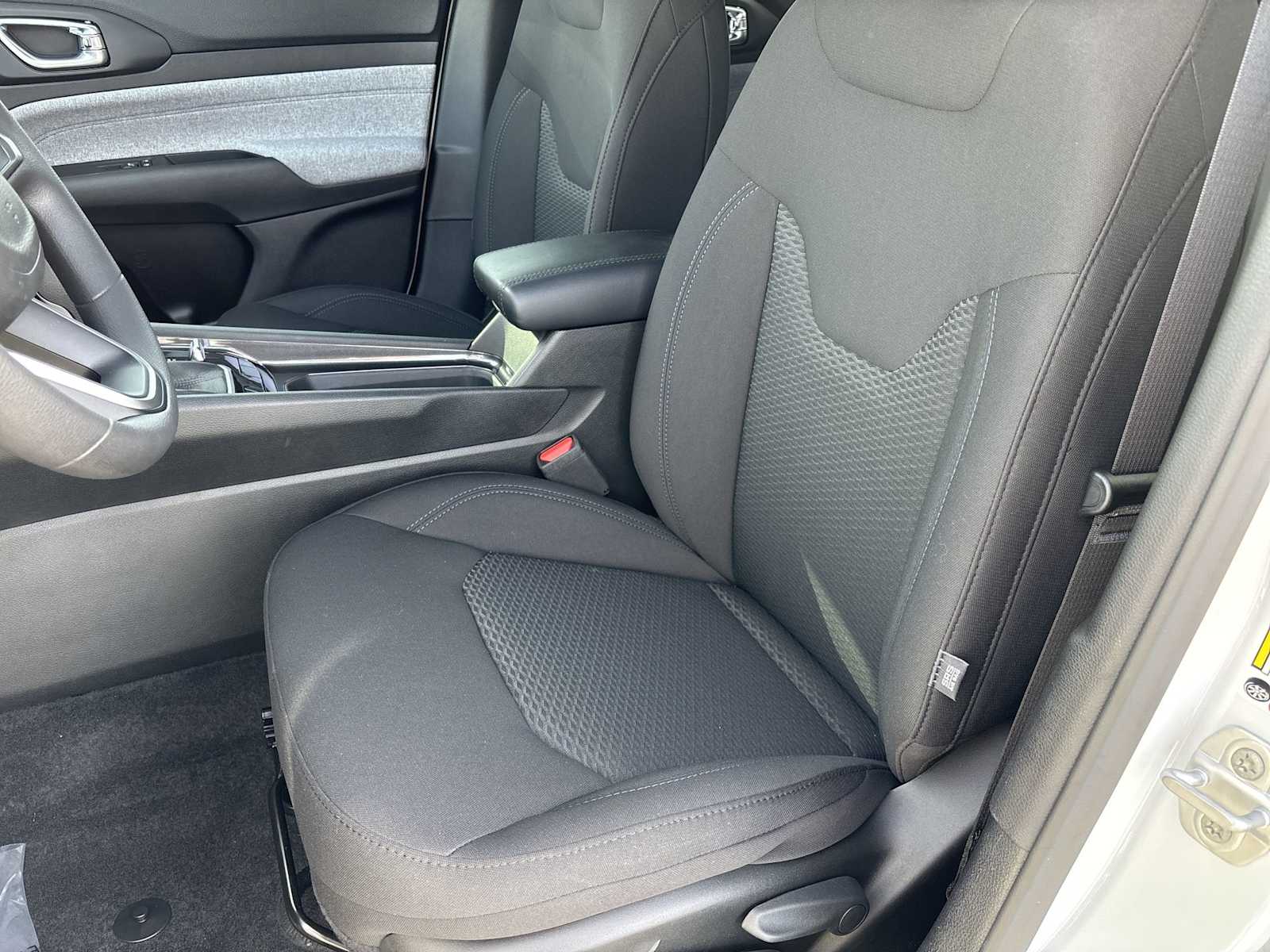 Thumbnail: 2025 Jeep Compass - 15