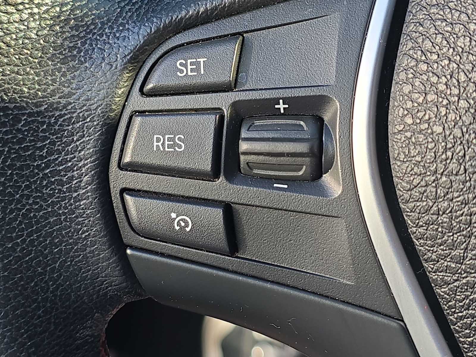 Thumbnail: 2017 BMW 4 Series - 27