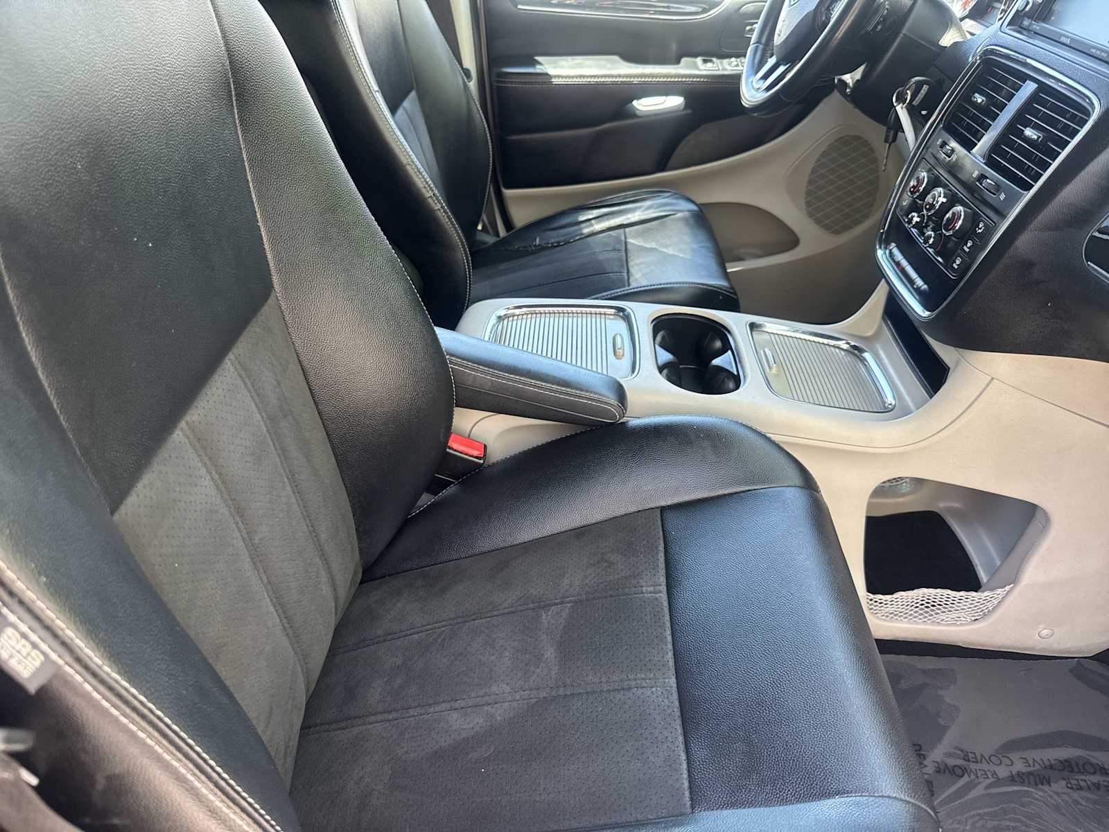 Thumbnail: 2019 Dodge Grand Caravan - 18