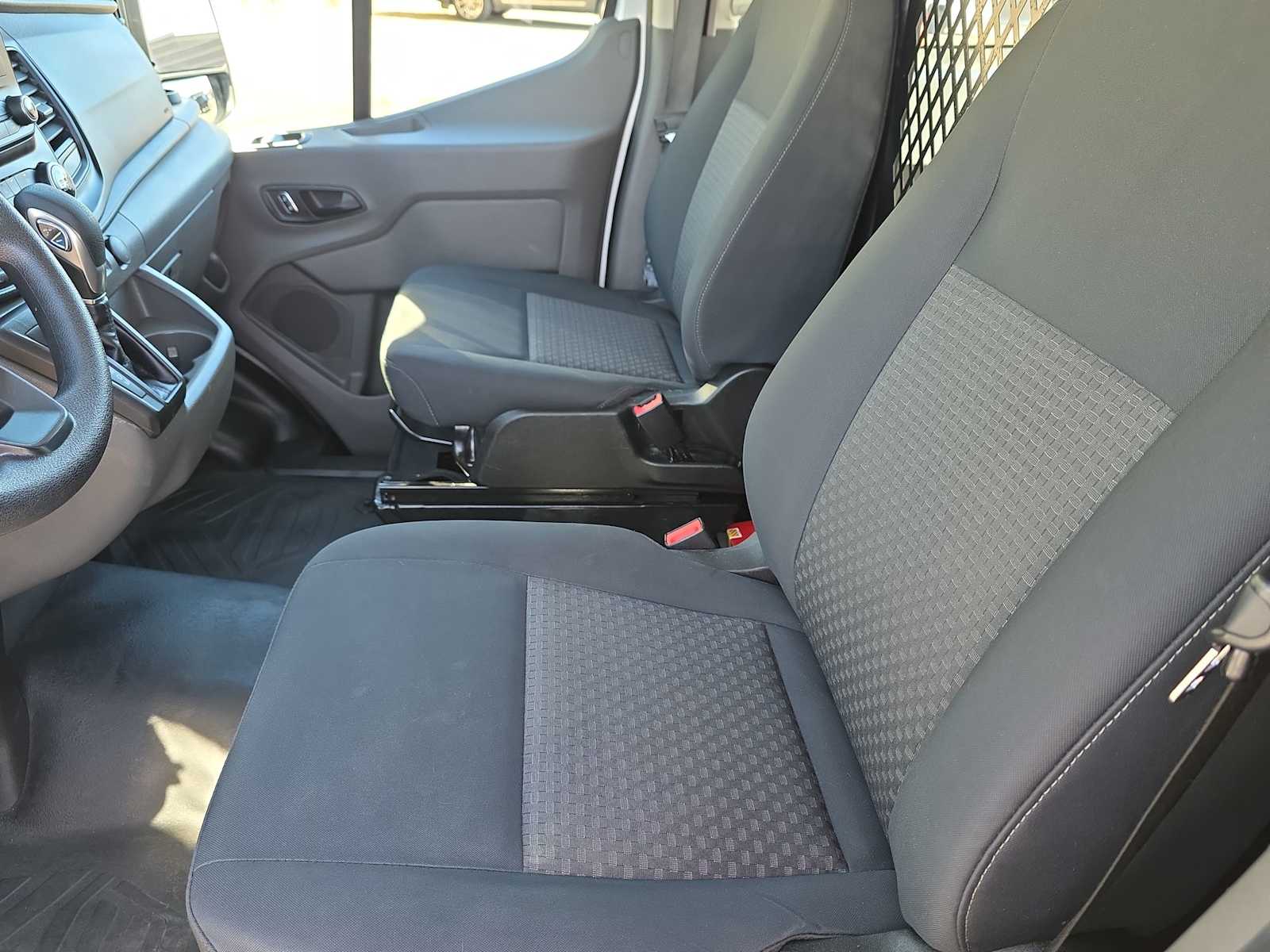 Thumbnail: 2024 Ford Transit Series - 15