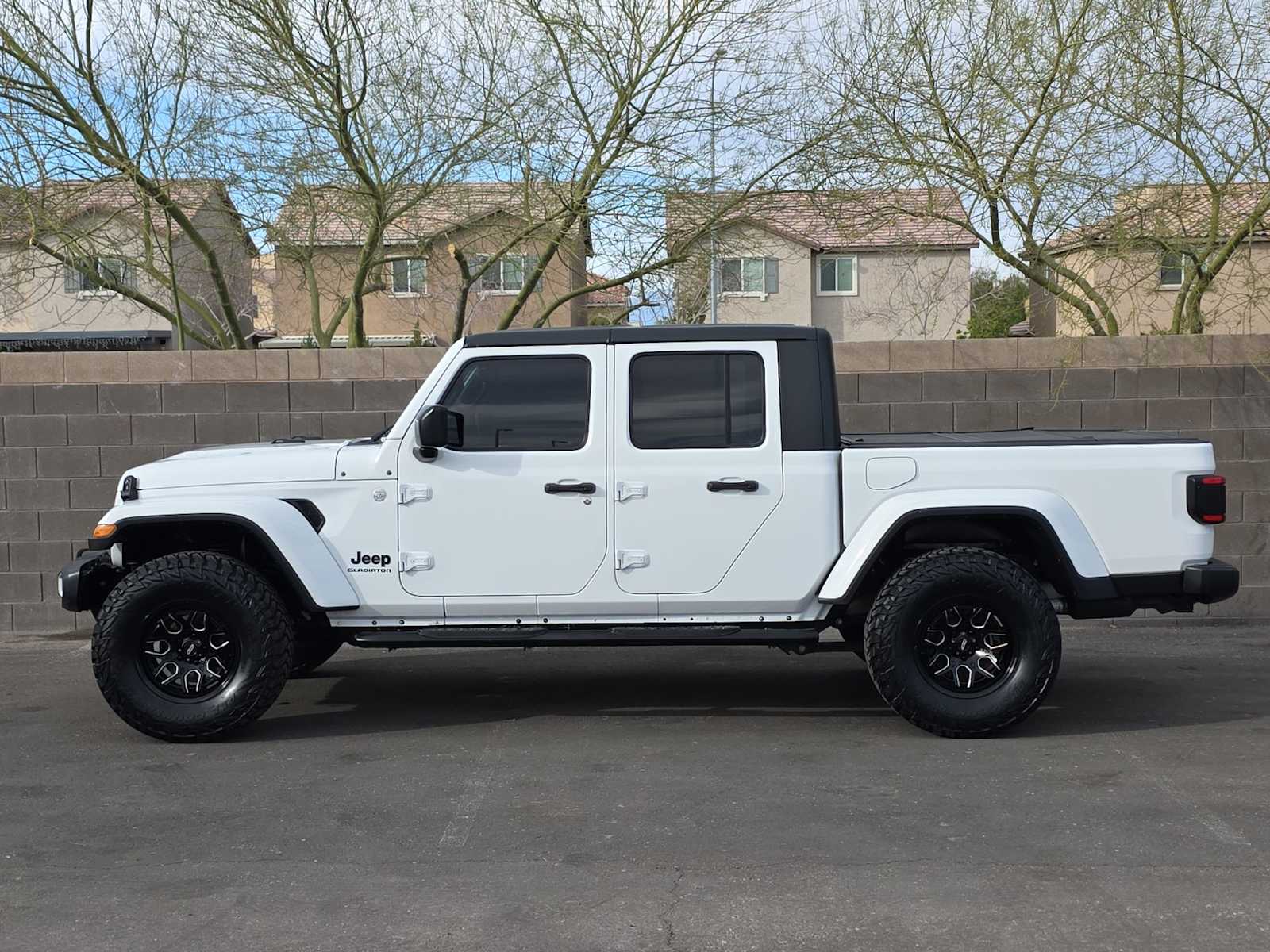 Thumbnail: 2021 Jeep Gladiator - 6