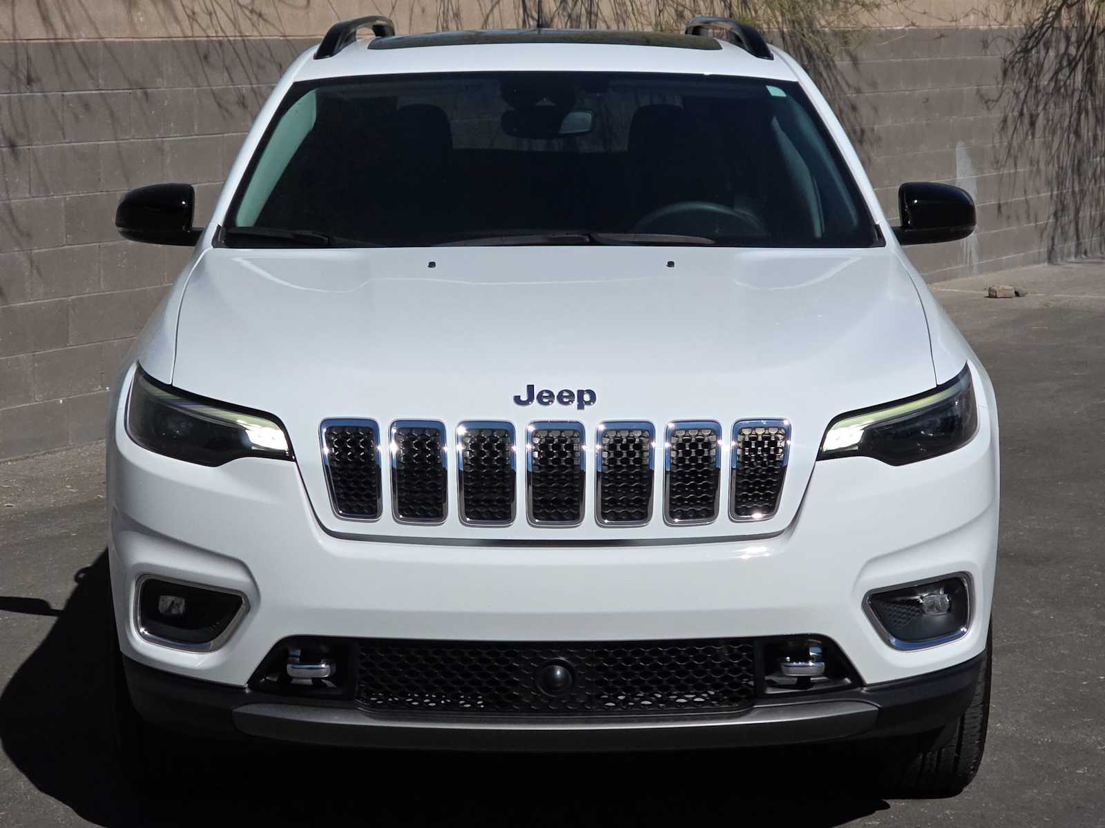 Thumbnail: 2022 Jeep Cherokee - 4