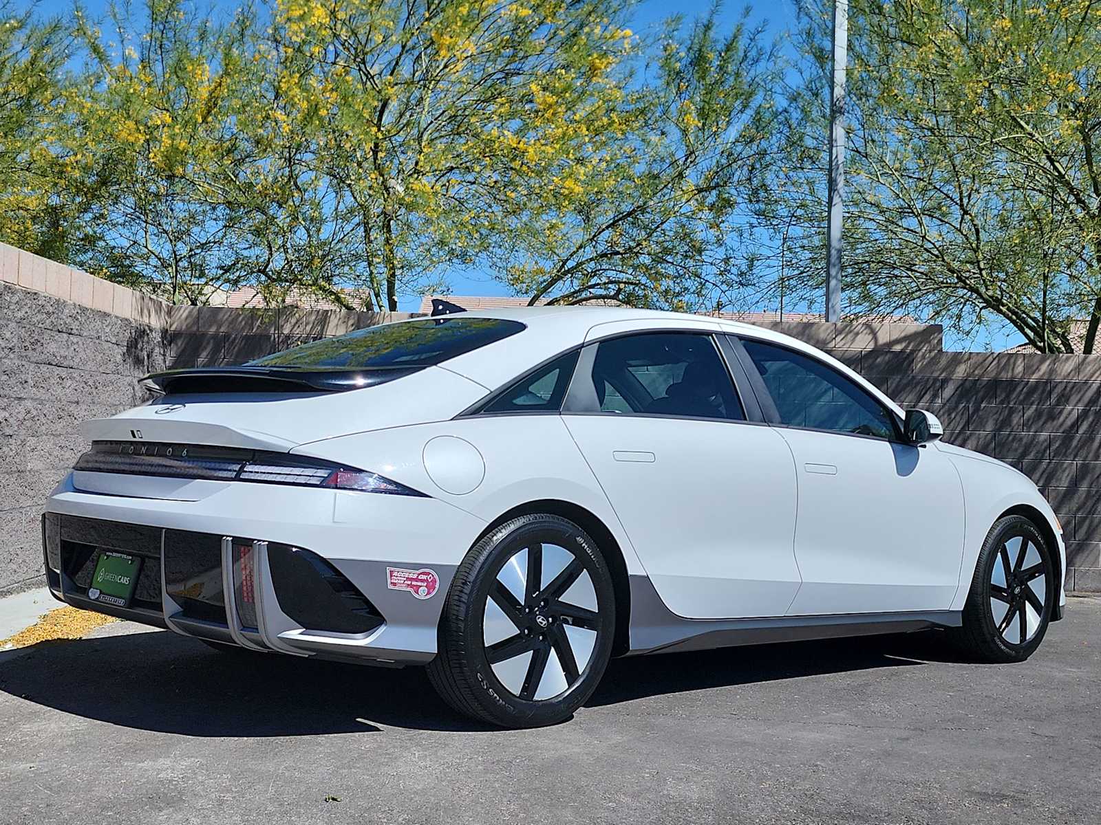 Thumbnail: 2024 Hyundai Ioniq 6 - 9