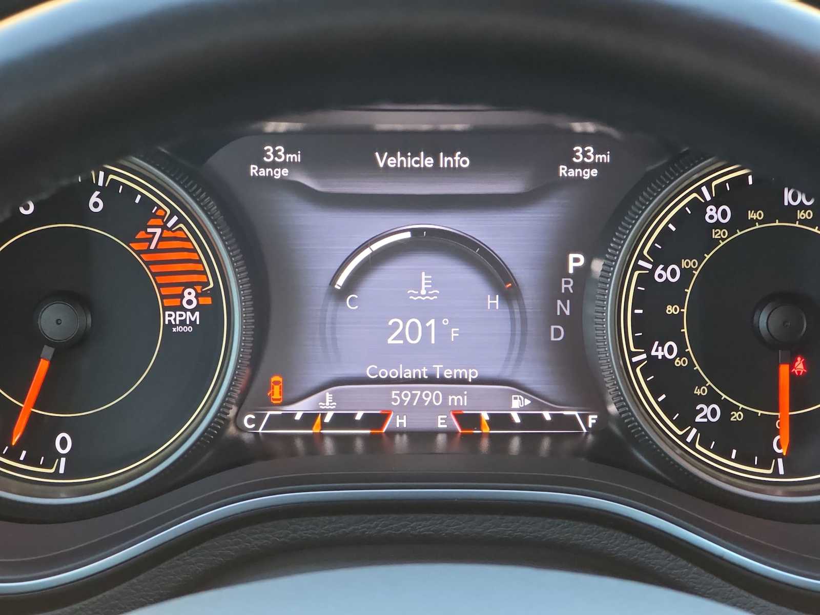 Thumbnail: 2019 Jeep Cherokee - 21