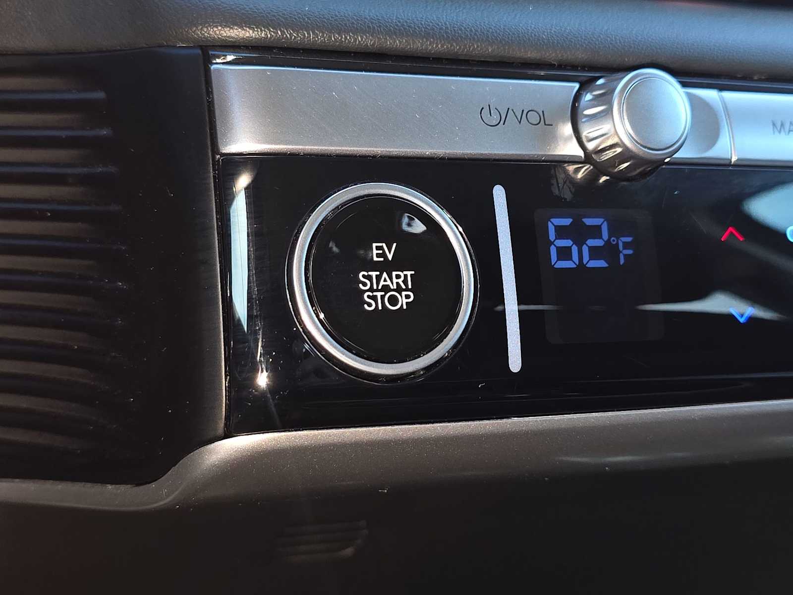 Thumbnail: 2024 Hyundai Ioniq 5 - 24