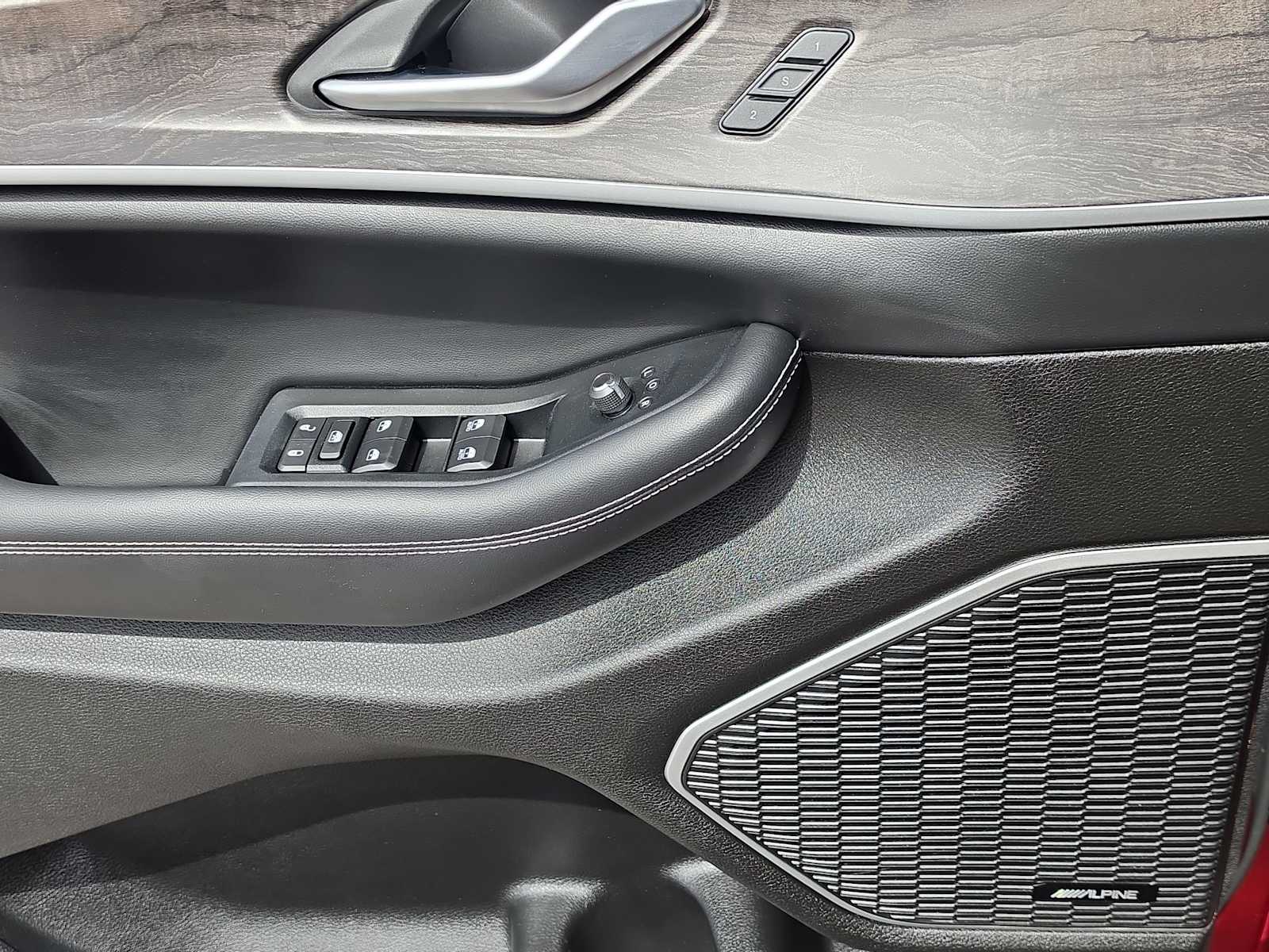 Thumbnail: 2023 Jeep Grand Cherokee - 29