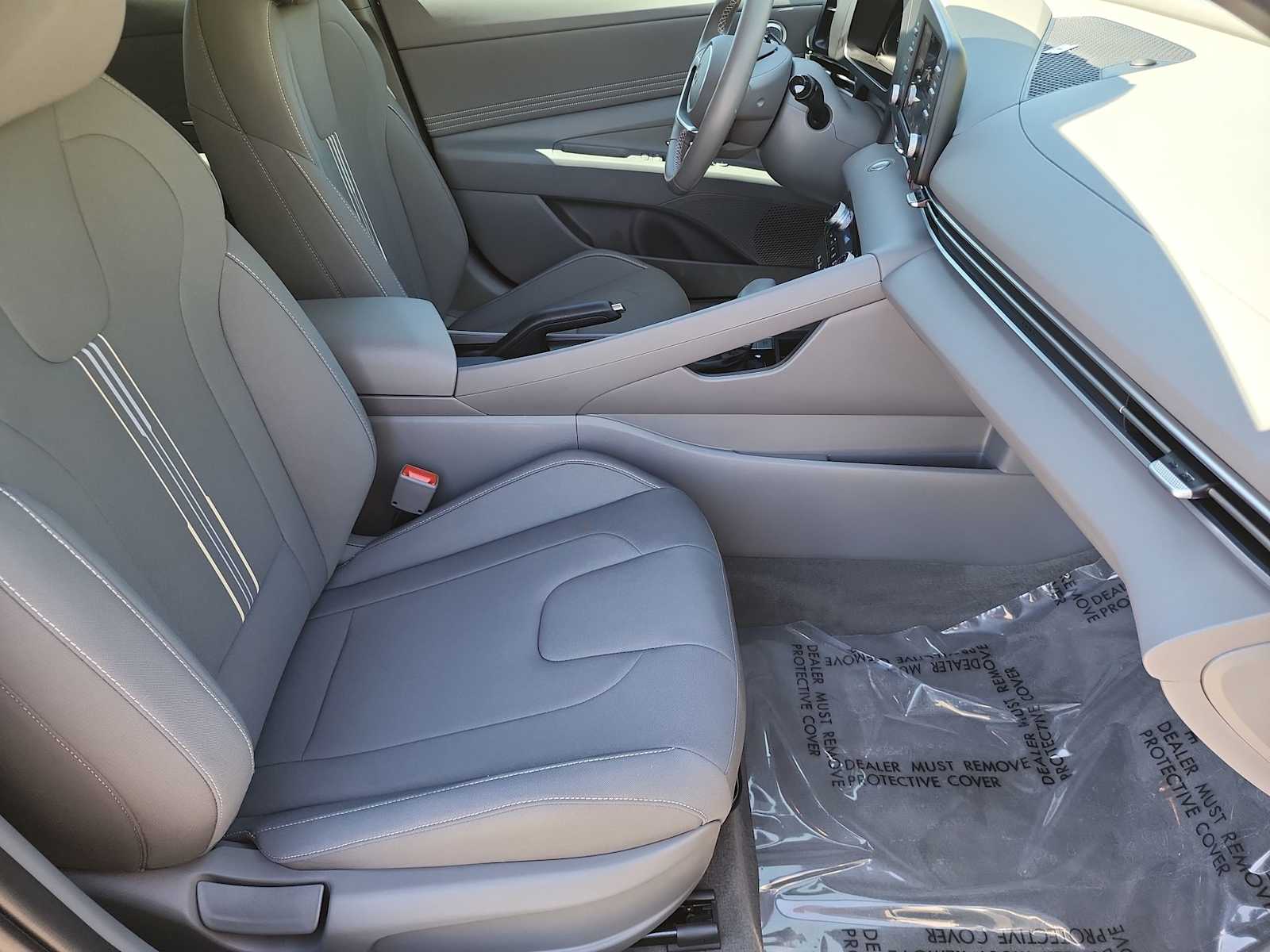 Thumbnail: 2025 Hyundai Elantra - 10