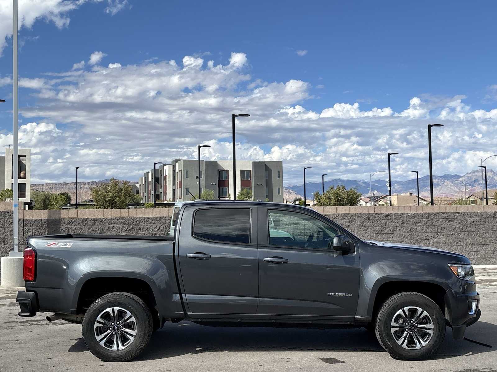 Thumbnail: 2016 Chevrolet Colorado - 10