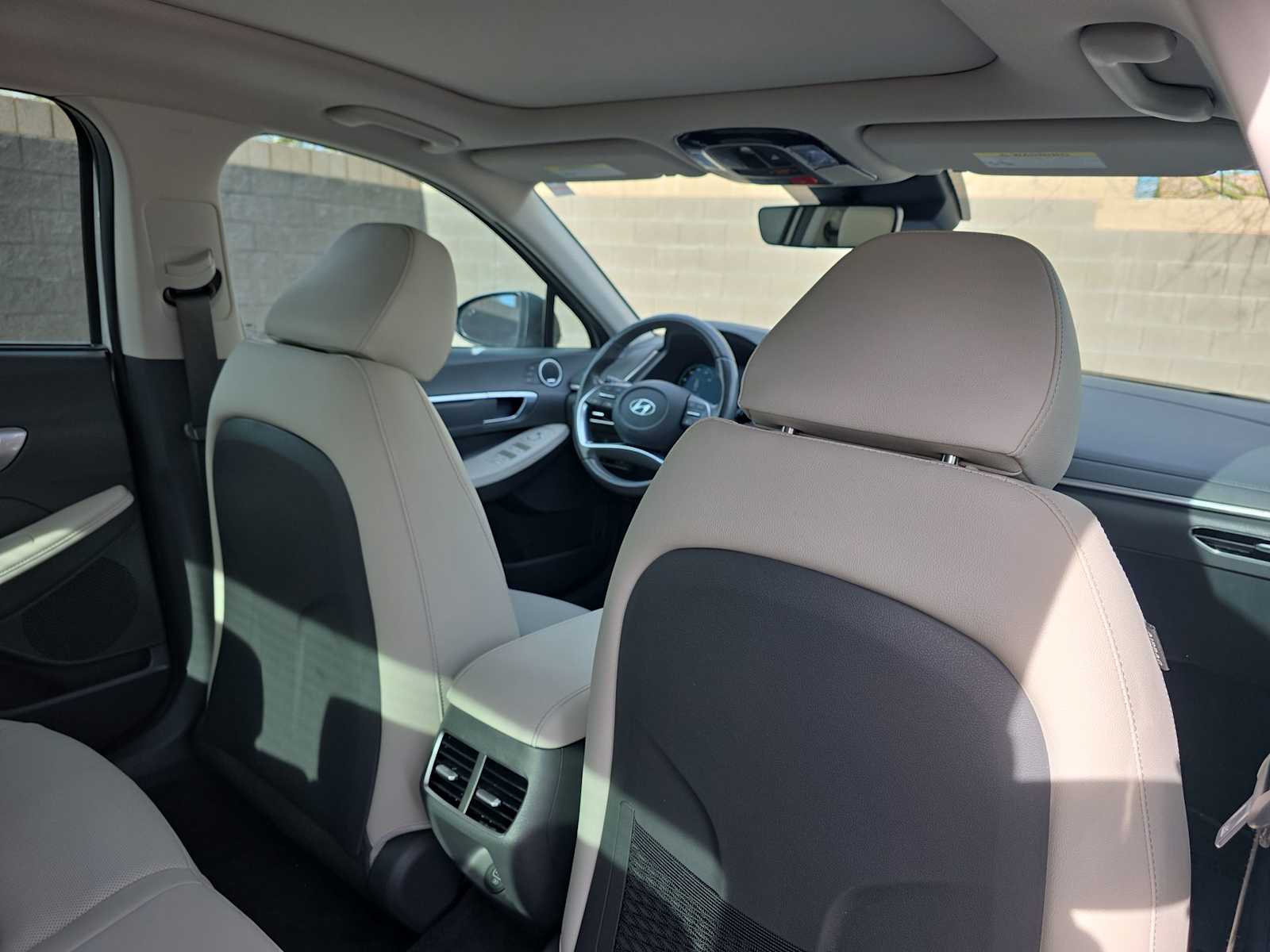 Thumbnail: 2023 Hyundai Sonata - 16