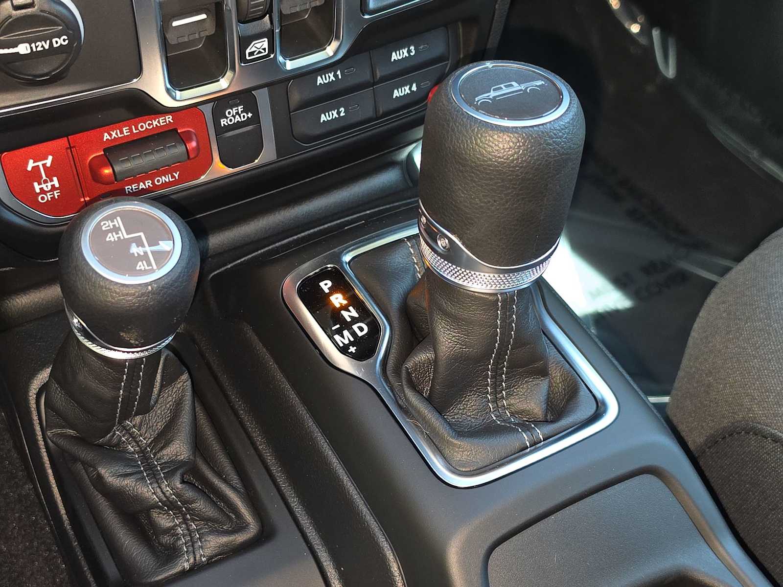 Thumbnail: 2026 Jeep Gladiator - 21
