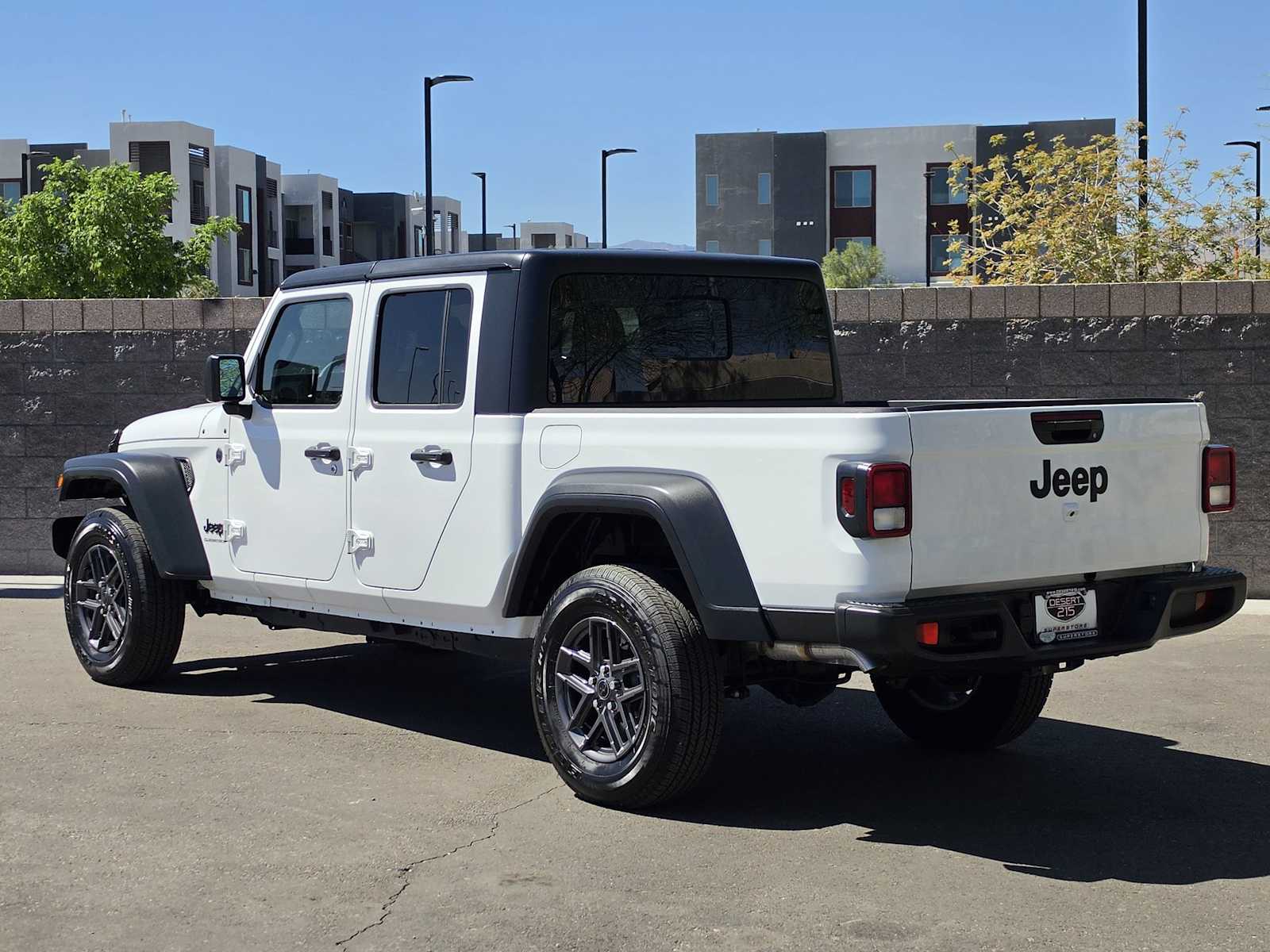 Thumbnail: 2025 Jeep Gladiator - 7